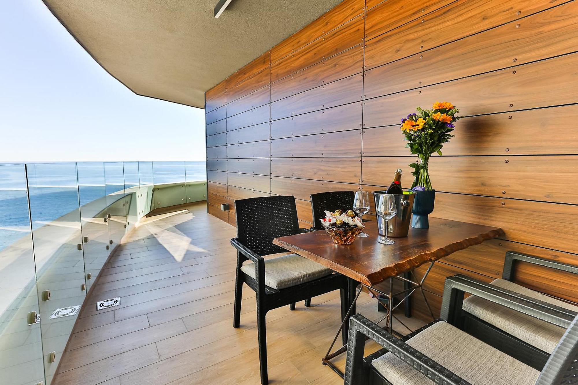 Apartment Luxury Sea View Rafailovici Budva