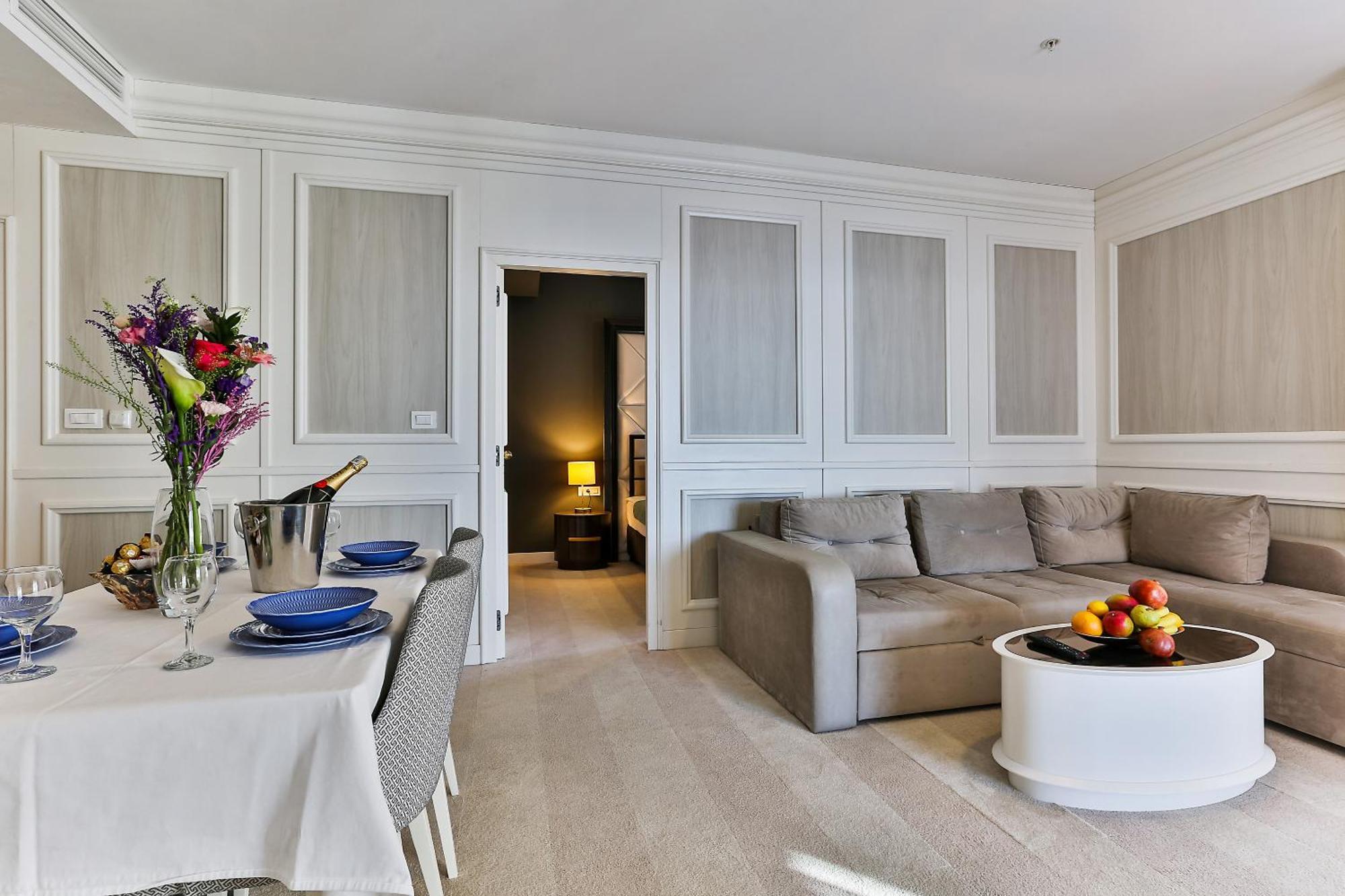 Luxury Sea View Rafailovici Apartment *